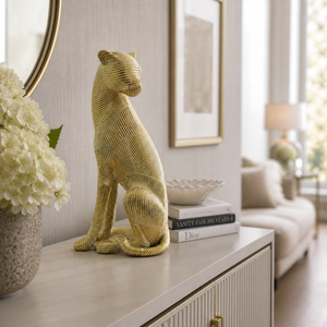 Elegant Leopard Sculpture Decorative Figurine in Matte Finish, Perfect for Modern Home Decor, 19x14x34cm