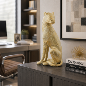 Elegant Leopard Sculpture Decorative Figurine in Matte Finish, Perfect for Modern Home Decor, 19x14x34cm